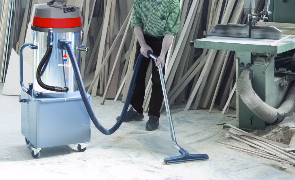 Aspiratori industriali QT e Q-BAT BM2 dettaglio componenti e accessori per aspirazione professionale Arcomat FM2