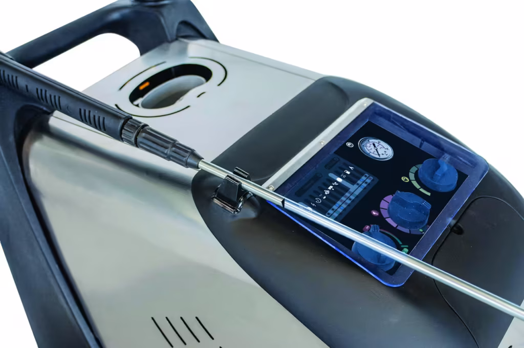 Idropulitrice acqua calda professionale STX BM2 con caldaia e telaio robusto per pulizia industriale intensiva