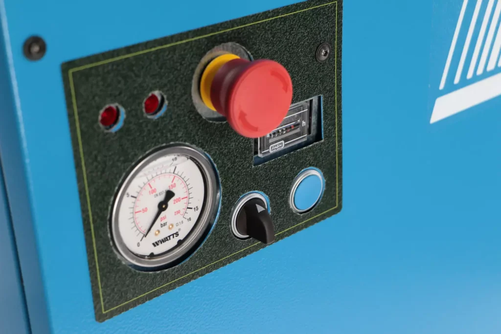 Compressore ABAC Cross 500 vista laterale dettaglio struttura professionale linea Cross FM2 per officine e industria