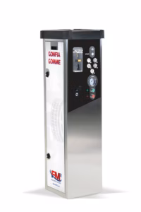 Gonfiagomme professionale autolavaggio 2 LTI per stazioni self service venduto da FM2 con manometro integrato