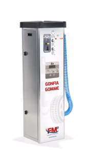 Gonfiagomme digitale professionale con display e tubo per autolavaggio self service venduto da FM2