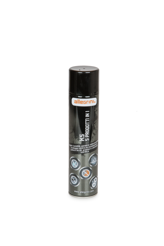 K5 Spray sbloccante multiuso Allegrini in azione su meccanismi arrugginiti, lubrificante professionale multiuso FM2